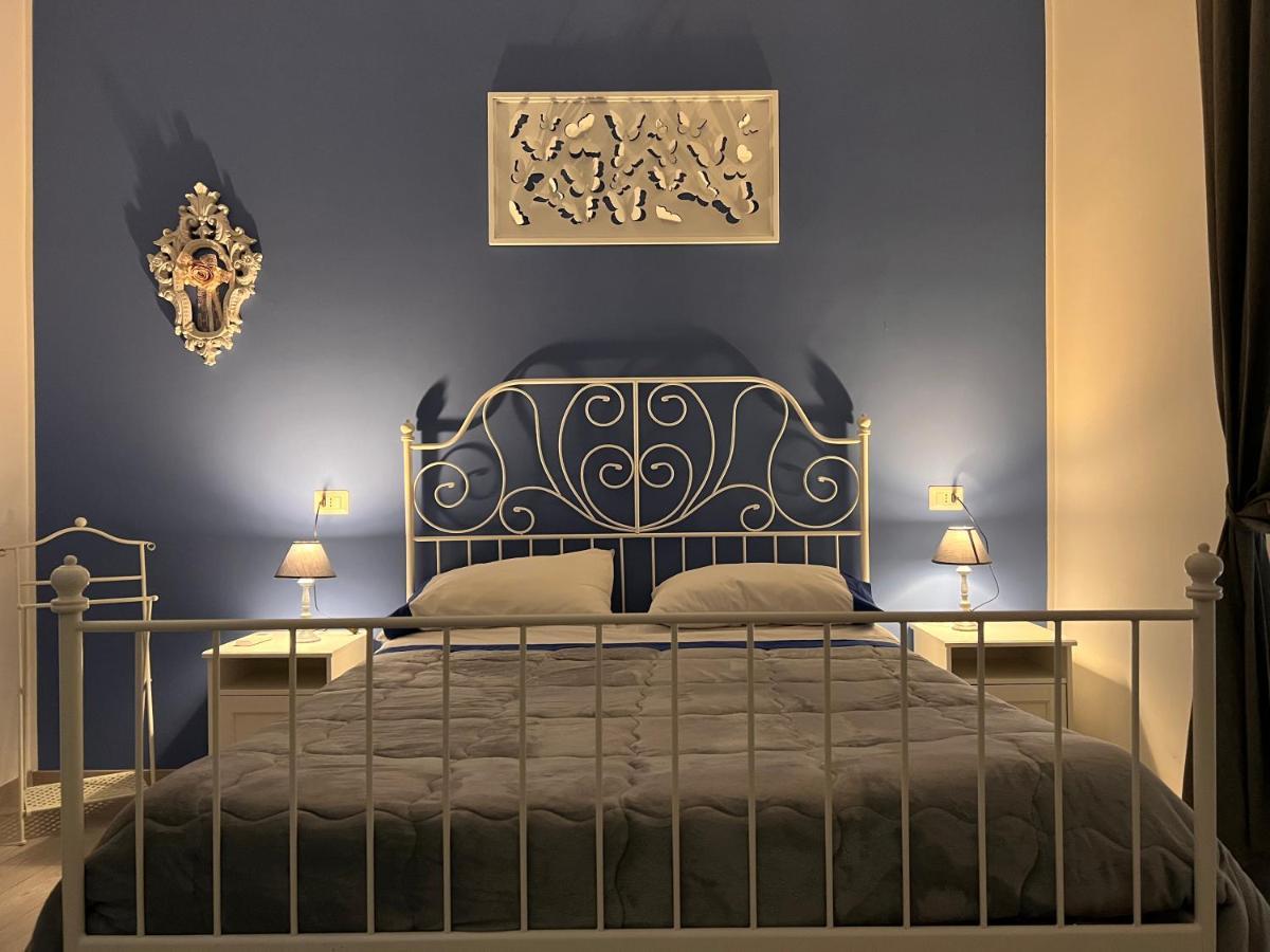 Vico Longo 25 - Ensuit Flat In The Heart Of Naples Exterior photo